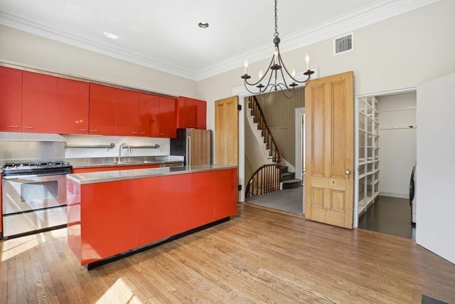 150 W Concord St. 2, Boston, MA 02118