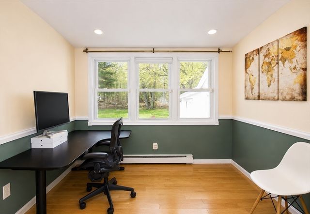 31 Brierwood Rd, Braintree, MA 02184