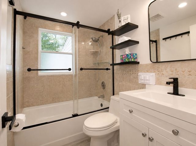 31 Brierwood Rd, Braintree, MA 02184