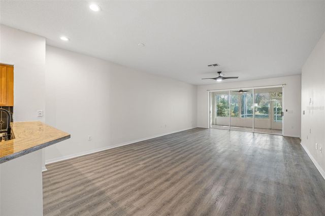 19015 CALLAWAY COURT 37, Tampa, FL 33647