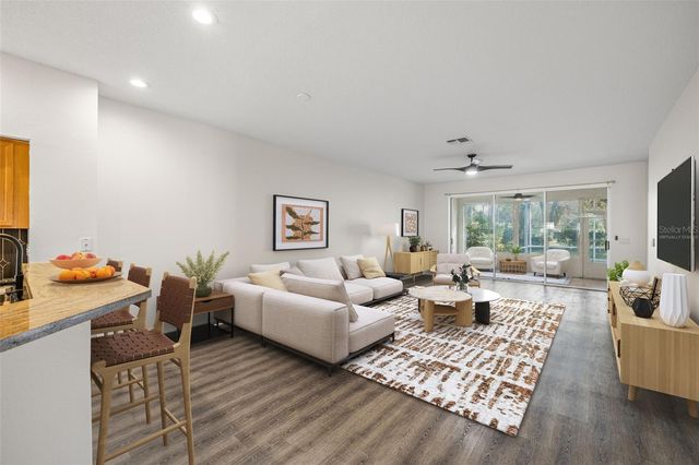 19015 CALLAWAY COURT 37, Tampa, FL 33647