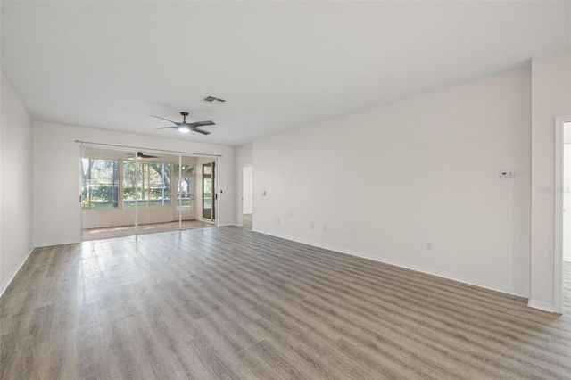 19015 CALLAWAY COURT 37, Tampa, FL 33647