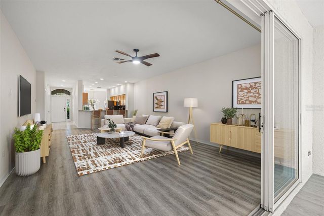 19015 CALLAWAY COURT 37, Tampa, FL 33647