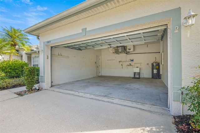 19015 CALLAWAY COURT 37, Tampa, FL 33647