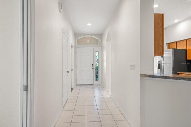 19015 CALLAWAY COURT 37, Tampa, FL 33647