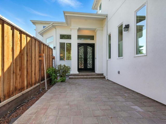 2004 Cherrystone Drive, San Jose, CA 95128