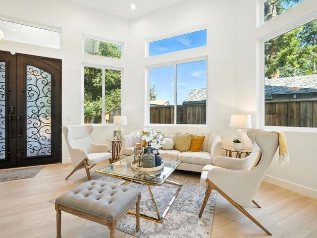 2004 Cherrystone Drive, San Jose, CA 95128