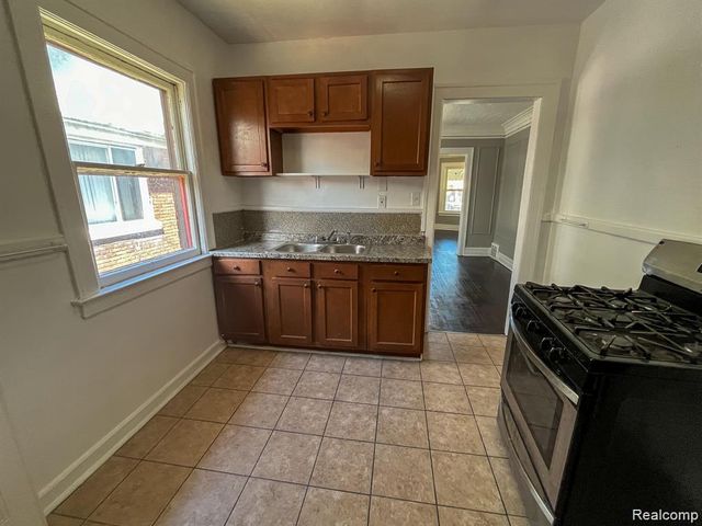 4079-4081 Pingree Street, Detroit, MI 48204