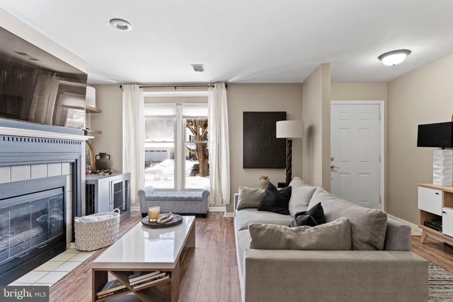 5617 MORELAND CT, Mechanicsburg, PA 17055