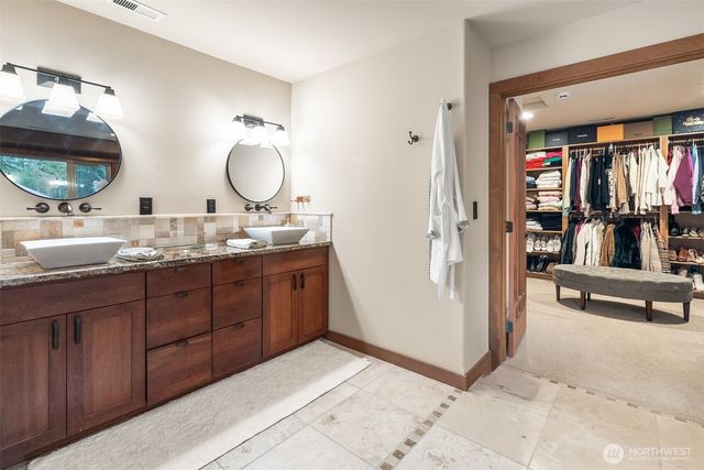 2919 Tanwax Crossing E, Roy, WA 98580