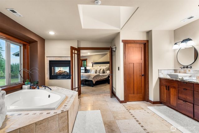 2919 Tanwax Crossing E, Roy, WA 98580