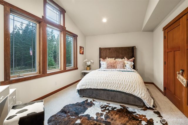 2919 Tanwax Crossing E, Roy, WA 98580