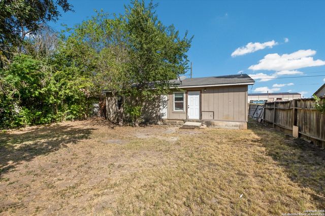 638 Hood, San Antonio, TX 78208