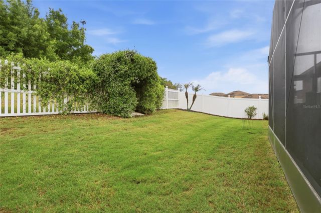 877 HARING LANE, Mount Dora, FL 32757