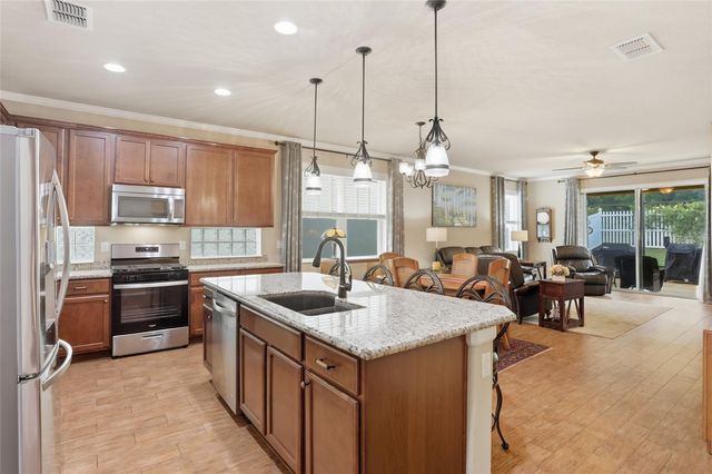 877 HARING LANE, Mount Dora, FL 32757