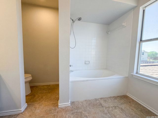 9822 Autumn, Converse, TX 78109