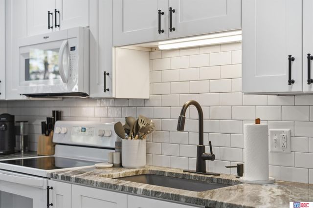 5030 Spruce Street, Lincoln, NE 68516