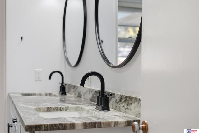 5030 Spruce Street, Lincoln, NE 68516