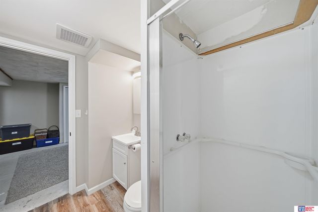 5030 Spruce Street, Lincoln, NE 68516