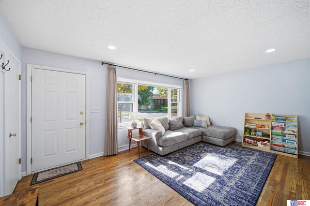 5030 Spruce Street, Lincoln, NE 68516