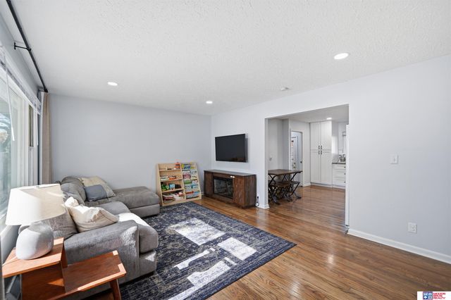 5030 Spruce Street, Lincoln, NE 68516