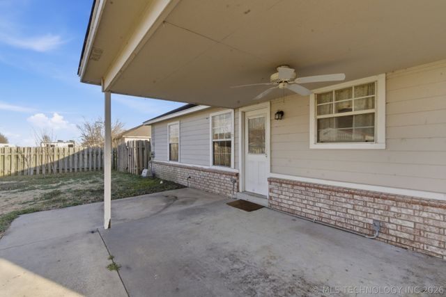 35365 E 141st Street S, Coweta, OK 74429