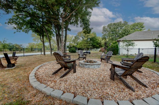 20 Clear Cove Drive, Reeds Spring, MO 65737
