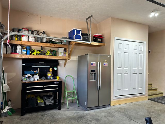 20 Clear Cove Drive, Reeds Spring, MO 65737