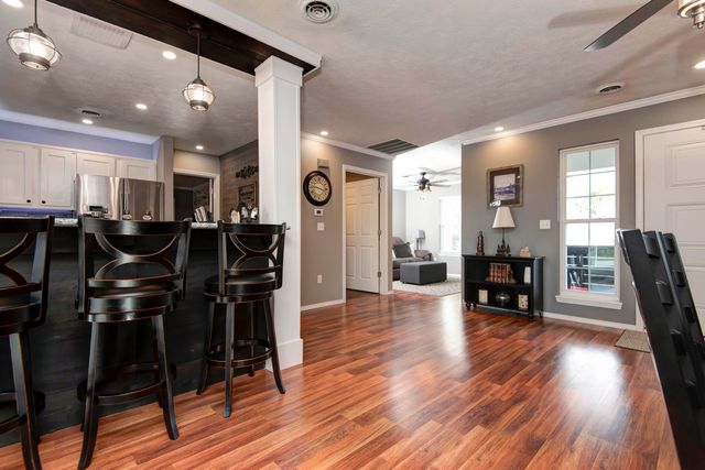 20 Clear Cove Drive, Reeds Spring, MO 65737