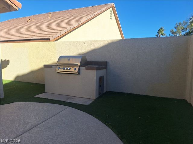9731 Drayton Avenue, Las Vegas, NV 89148