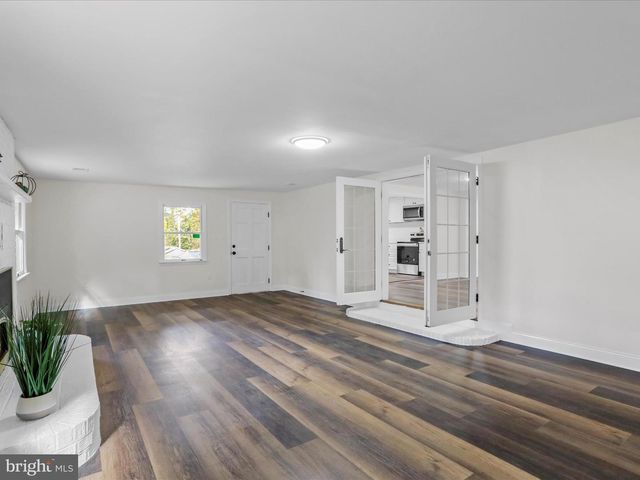 21851 WHITE OAK RD, Hagerstown, MD 21740