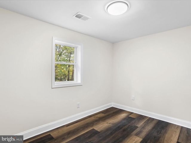 21851 WHITE OAK RD, Hagerstown, MD 21740