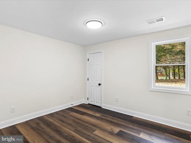 21851 WHITE OAK RD, Hagerstown, MD 21740