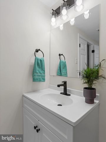 21851 WHITE OAK RD, Hagerstown, MD 21740