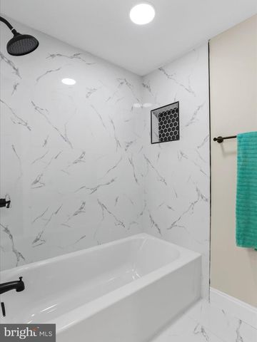 21851 WHITE OAK RD, Hagerstown, MD 21740