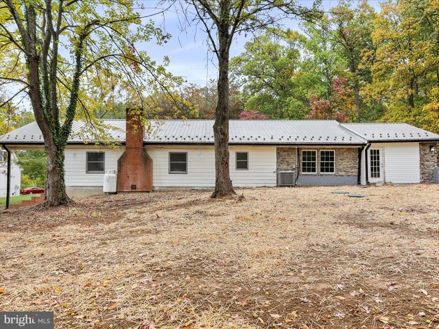 21851 WHITE OAK RD, Hagerstown, MD 21740