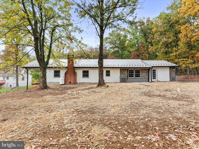 21851 WHITE OAK RD, Hagerstown, MD 21740