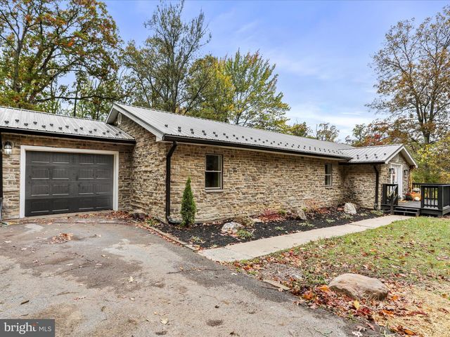 21851 WHITE OAK RD, Hagerstown, MD 21740