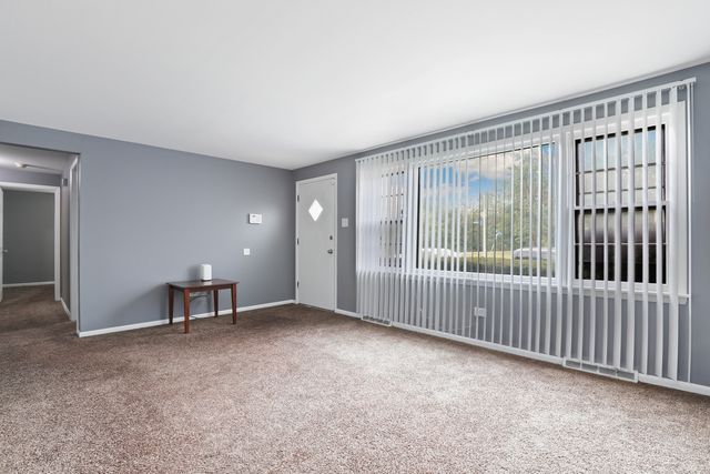 13945 S Wentworth Avenue, Riverdale, IL 60827