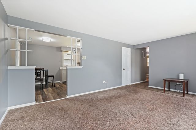 13945 S Wentworth Avenue, Riverdale, IL 60827