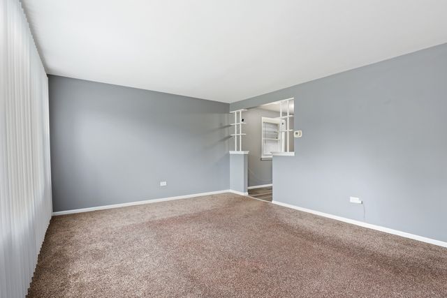 13945 S Wentworth Avenue, Riverdale, IL 60827