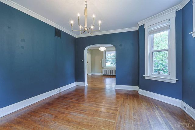 3736 Drake Avenue, Cincinnati, OH 45209