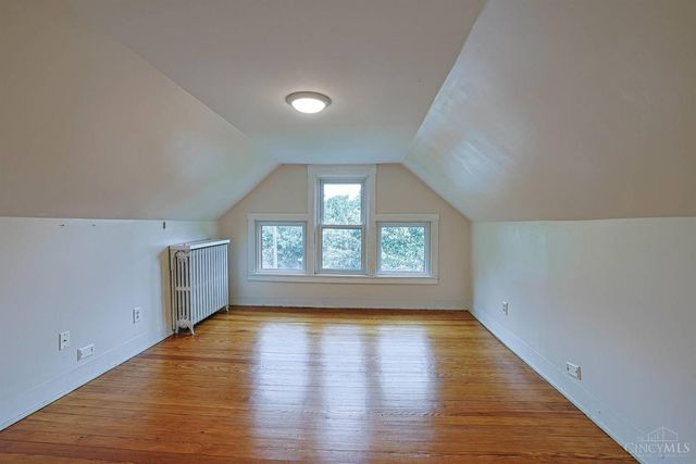 3736 Drake Avenue, Cincinnati, OH 45209
