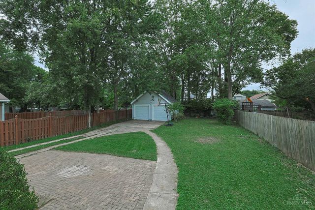 3736 Drake Avenue, Cincinnati, OH 45209