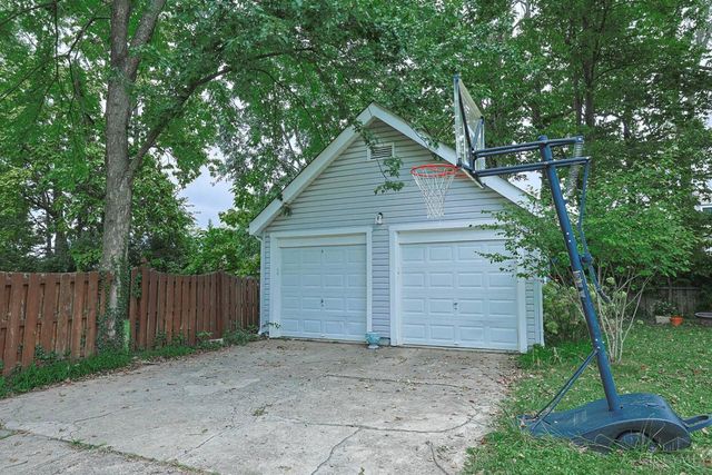 3736 Drake Avenue, Cincinnati, OH 45209