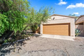 2596 N Ironwood Ridge Drive, Tucson, AZ 85745