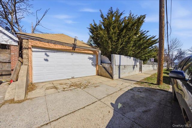 9360 208th Street, Queens Village, NY 11428