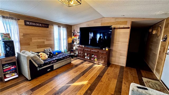 17032 Bray, Garfield, AR 72732