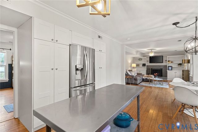 901 Meadowcreek Dr, North Chesterfield, VA 23236