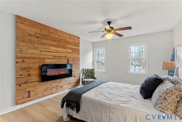 901 Meadowcreek Dr, North Chesterfield, VA 23236